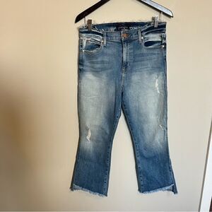 Level 99 Crop Step Frayed Hem